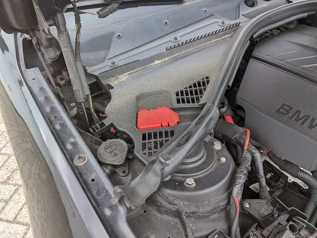 Personenauto bmw, 1-serie 116i, zwart, bouwjaar 2012 - afbeelding 47 van  62