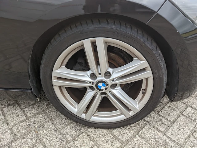 Personenauto bmw, 1-serie 116i, zwart, bouwjaar 2012 - afbeelding 53 van  62