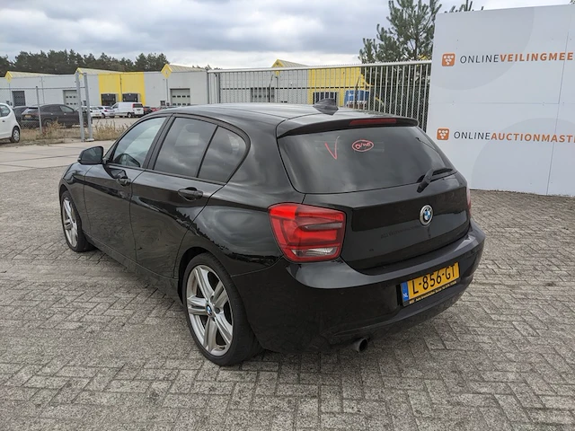 Personenauto bmw, 1-serie 116i, zwart, bouwjaar 2012 - afbeelding 61 van  62