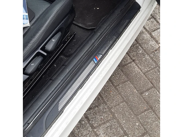 Personenauto bmw, 1-serie 118i , bouwjaar 2007 - afbeelding 32 van  47