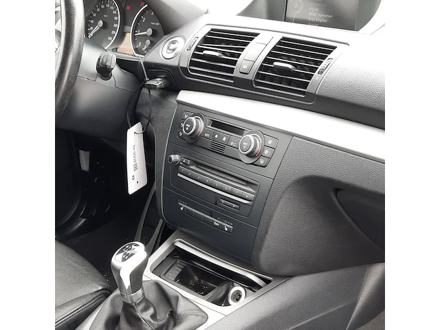 Personenauto bmw, 1-serie 118i , bouwjaar 2007 - afbeelding 35 van  47