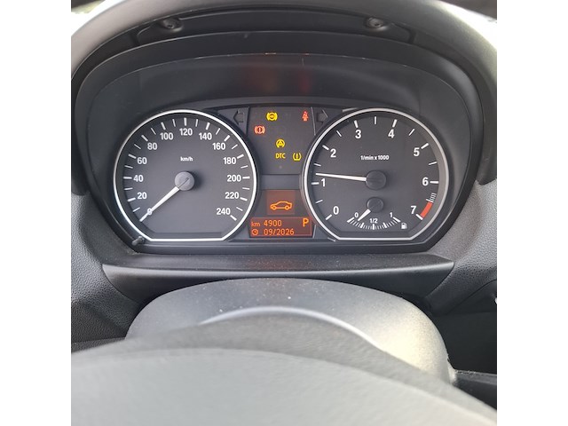 Personenauto bmw, 1-serie 120i, grijs, bouwjaar 2006 - afbeelding 14 van  56