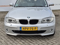 Personenauto bmw, 1-serie 120i, grijs, bouwjaar 2006 - afbeelding 12 van  56