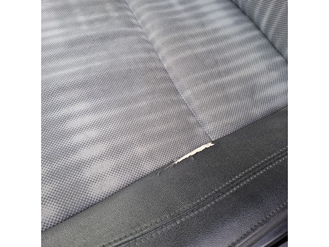 Personenauto bmw, 1-serie 120i, grijs, bouwjaar 2006 - afbeelding 30 van  56