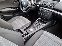 Personenauto bmw, 1-serie 120i, grijs, bouwjaar 2006 - afbeelding 39 van  56