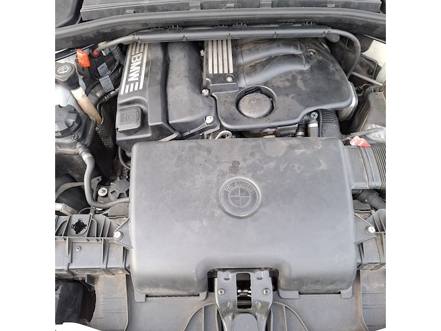 Personenauto bmw, 1-serie 120i, grijs, bouwjaar 2006 - afbeelding 44 van  56