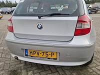 Personenauto bmw, 1-serie 120i, grijs, bouwjaar 2006 - afbeelding 53 van  56