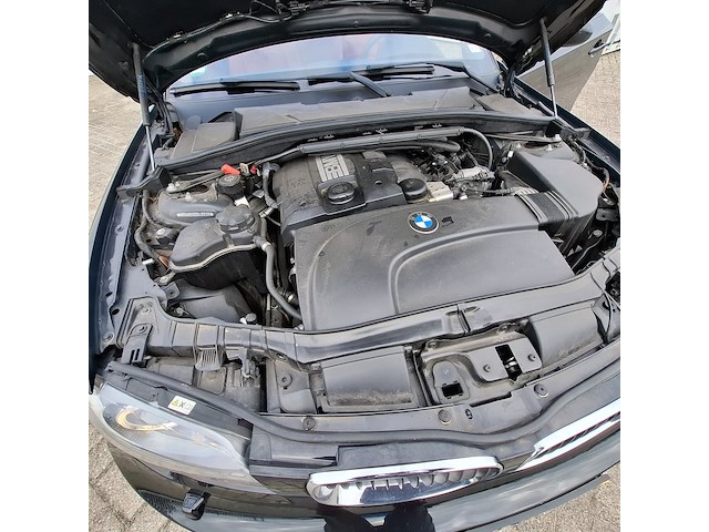 Personenauto bmw, 1-serie cabrio 120i, bouwjaar 2009 - afbeelding 33 van  56