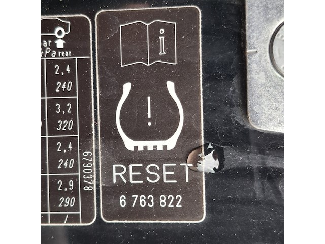 Personenauto bmw, 1-serie cabrio 120i, bouwjaar 2009 - afbeelding 48 van  56