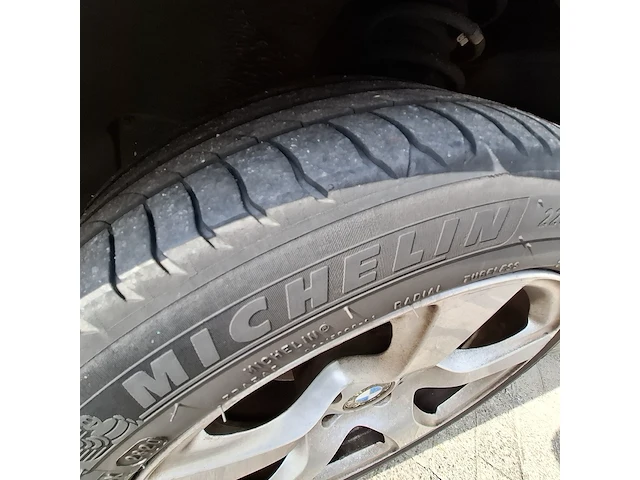 Personenauto bmw, 116i, zwart, bouwjaar 2006 - afbeelding 25 van  44