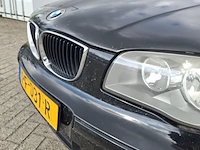 Personenauto bmw, 116i, zwart, bouwjaar 2006 - afbeelding 35 van  44