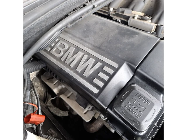 Personenauto bmw, 116i, zwart, bouwjaar 2006 - afbeelding 39 van  44