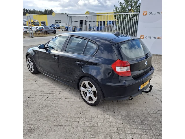 Personenauto bmw, 116i, zwart, bouwjaar 2006 - afbeelding 43 van  44