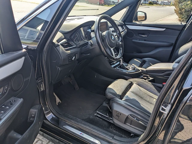 Personenauto , bmw, 218i gran tourer, zwart, 2017 - afbeelding 20 van  49