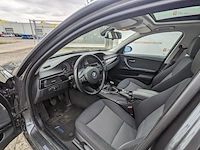 Personenauto bmw, 3 -serie, 320i , zwart, bouwjaar 2006 - afbeelding 4 van  40