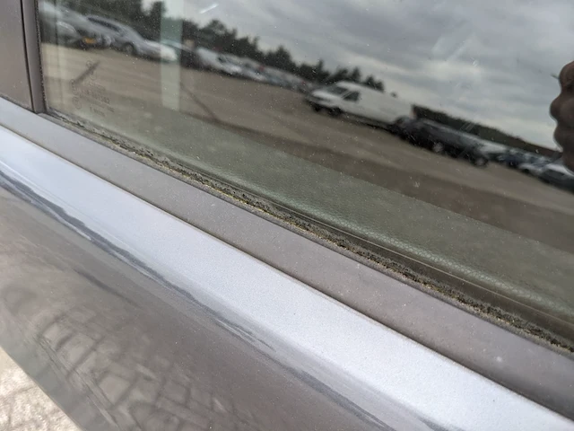 Personenauto bmw, 3 -serie, 320i , zwart, bouwjaar 2006 - afbeelding 22 van  40