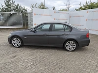 Personenauto bmw, 3 -serie, 320i , zwart, bouwjaar 2006 - afbeelding 40 van  40
