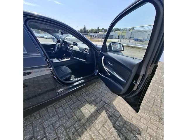 Personenauto bmw, 3-serie 318d exclusive, bouwjaar 2013 - afbeelding 18 van  51