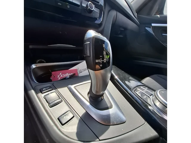Personenauto bmw, 3-serie 320i executive - afbeelding 14 van  40
