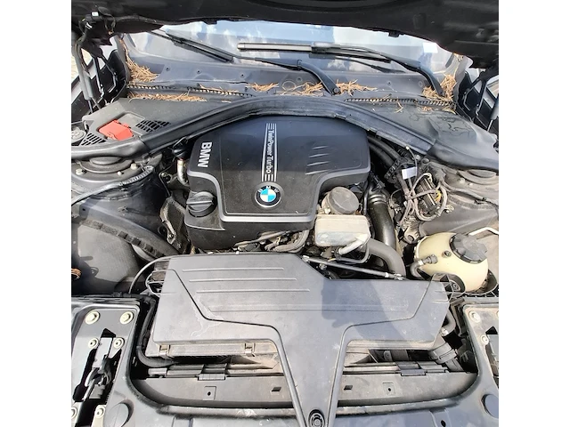 Personenauto bmw, 3-serie 320i executive - afbeelding 32 van  40