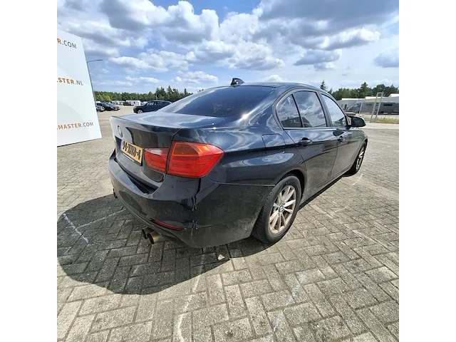 Personenauto bmw, 3-serie 320i executive - afbeelding 36 van  40