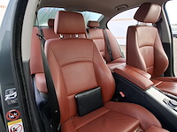 Personenauto bmw, 3-serie 320i, grijs, bouwjaar 2009 - afbeelding 19 van  44