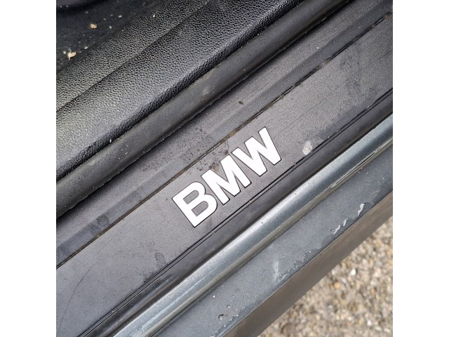 Personenauto bmw, 3-serie 320i, grijs, bouwjaar 2009 - afbeelding 20 van  44