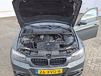 Personenauto bmw, 3-serie 320i, grijs, bouwjaar 2009 - afbeelding 32 van  44
