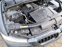 Personenauto bmw, 3-serie 320i, grijs, bouwjaar 2009 - afbeelding 33 van  44