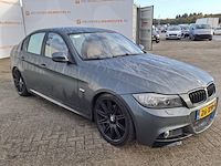 Personenauto bmw, 3-serie 320i, grijs, bouwjaar 2009 - afbeelding 23 van  44