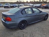 Personenauto bmw, 3-serie 320i, grijs, bouwjaar 2009 - afbeelding 40 van  44