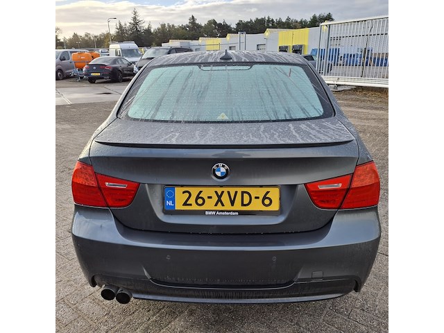 Personenauto bmw, 3-serie 320i, grijs, bouwjaar 2009 - afbeelding 41 van  44