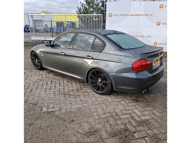 Personenauto bmw, 3-serie 320i, grijs, bouwjaar 2009 - afbeelding 42 van  44