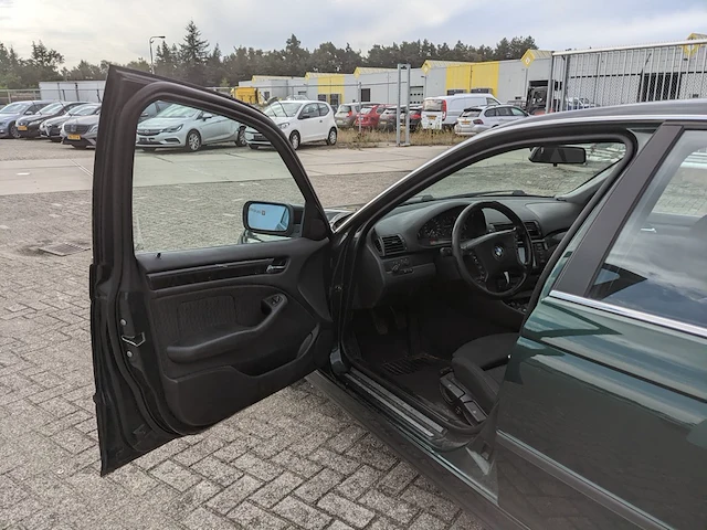 Personenauto bmw, 3-serie 328i, groen, bouwjaar 1998 - afbeelding 2 van  55