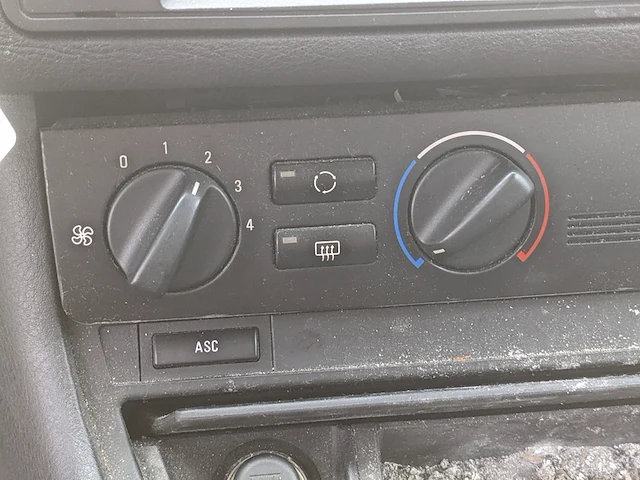 Personenauto bmw, 3-serie 328i, groen, bouwjaar 1998 - afbeelding 18 van  55