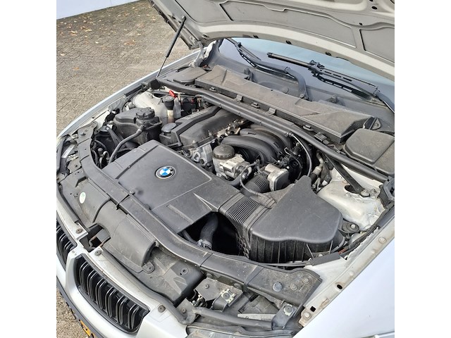 Personenauto bmw, 3-serie touring 318i business line, grijs, bouwjaar 2007 - afbeelding 27 van  40