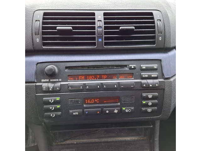 Personenauto bmw, 3-serie touring 320d, blauw, bouwjaar 2002 - afbeelding 7 van  45