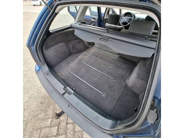Personenauto bmw, 3-serie touring 320d, blauw, bouwjaar 2002 - afbeelding 16 van  45