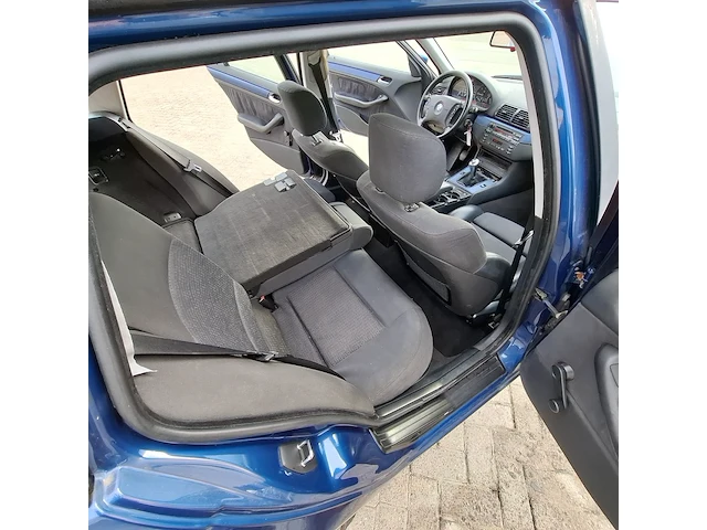 Personenauto bmw, 3-serie touring 320d, blauw, bouwjaar 2002 - afbeelding 17 van  45