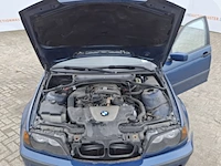 Personenauto bmw, 3-serie touring 320d, blauw, bouwjaar 2002 - afbeelding 32 van  45
