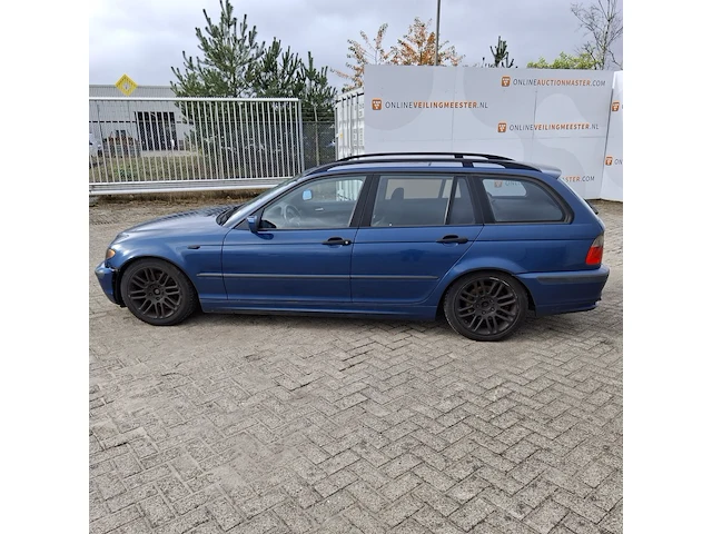 Personenauto bmw, 3-serie touring 320d, blauw, bouwjaar 2002 - afbeelding 45 van  45