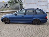 Personenauto bmw, 3-serie touring 320d, blauw, bouwjaar 2002 - afbeelding 45 van  45
