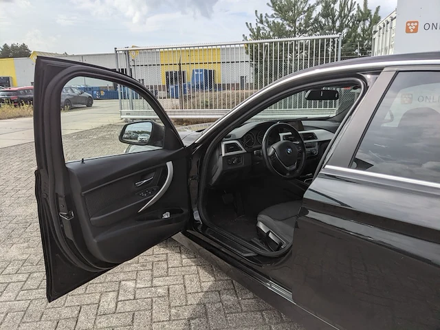 Personenauto bmw, 320, bouwjaar 2015 - afbeelding 5 van  73