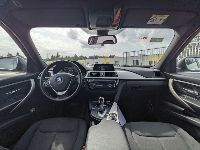 Personenauto bmw, 320, bouwjaar 2015 - afbeelding 8 van  73