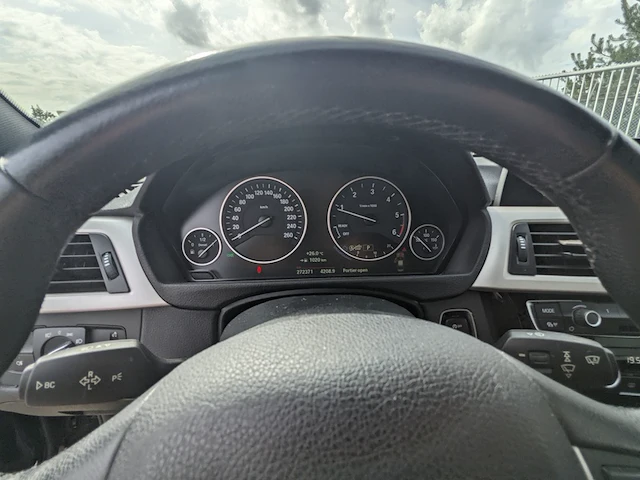 Personenauto bmw, 320, bouwjaar 2015 - afbeelding 10 van  73