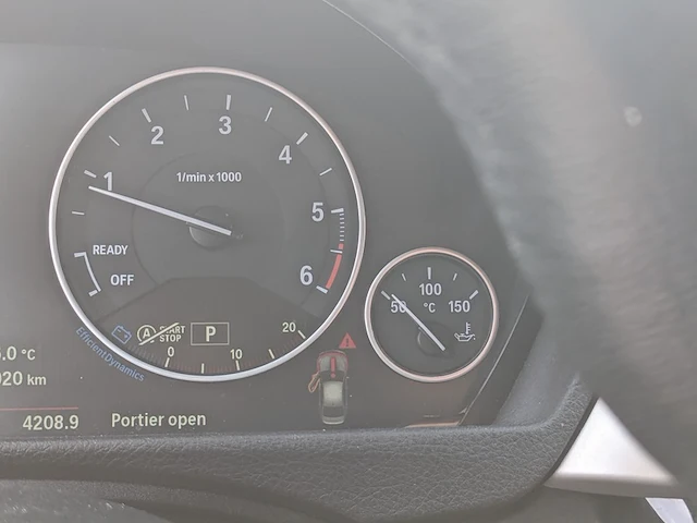 Personenauto bmw, 320, bouwjaar 2015 - afbeelding 15 van  73