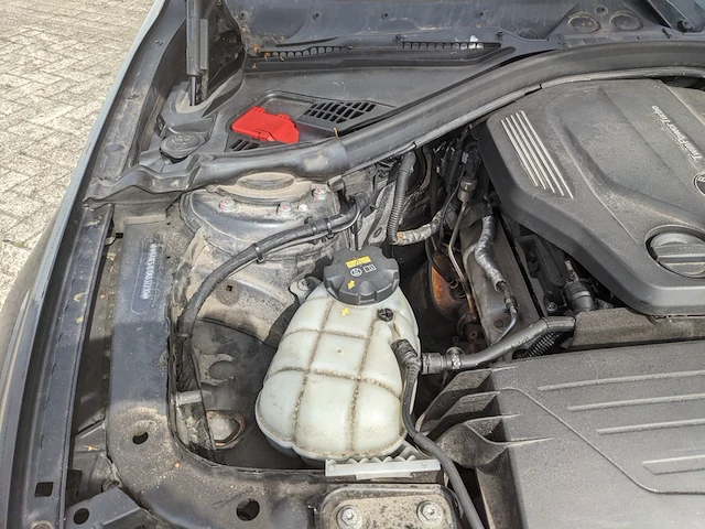 Personenauto bmw, 320, bouwjaar 2015 - afbeelding 47 van  73