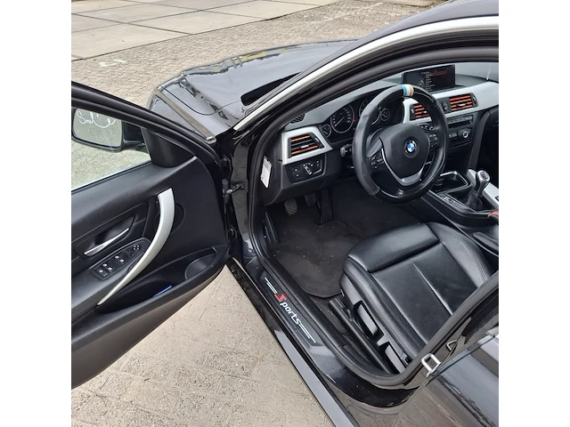 Personenauto, bmw, 320i, 2013 - afbeelding 2 van  45