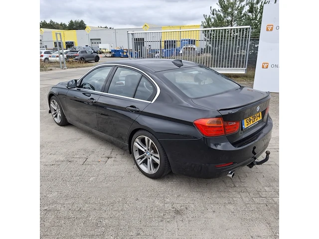 Personenauto, bmw, 320i, 2013 - afbeelding 44 van  45