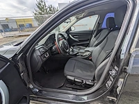Personenauto bmw, 320i high executive, zwart, bouwjaar 2001 - afbeelding 7 van  53